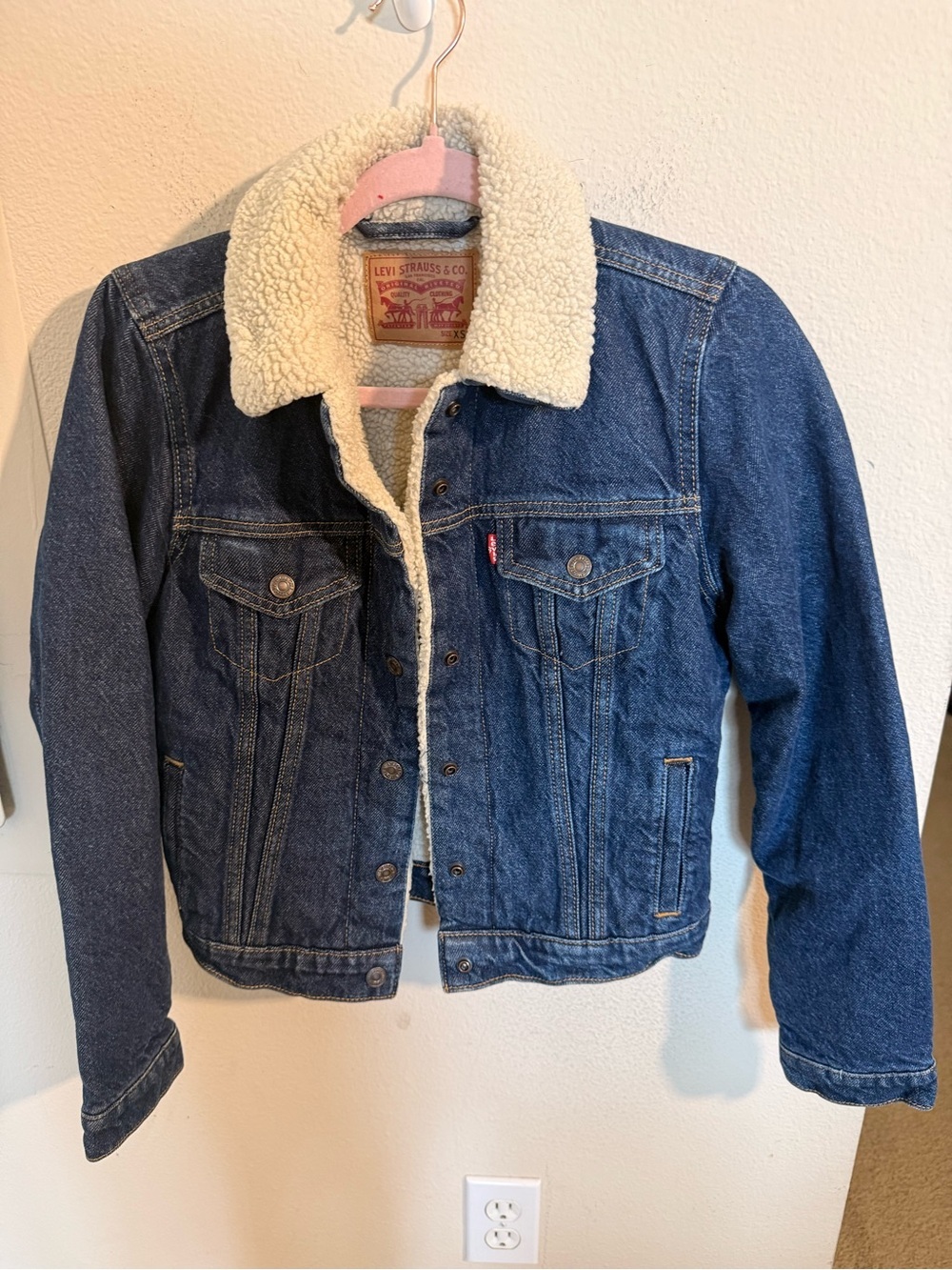 Levi’s Sherpa Lined Denim Trucker Jacket Women’s XS Dark Wash